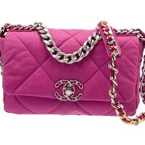 CHANEL Pink
Medium Canvas 19 Flap Bag